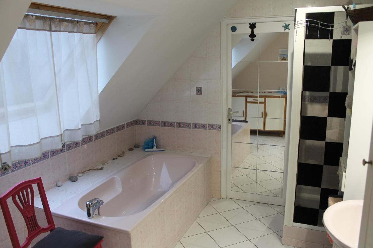 Chambres d'Hôtes Les Mésanges Saint-Martin-Lez-Tatinghem Esterno foto